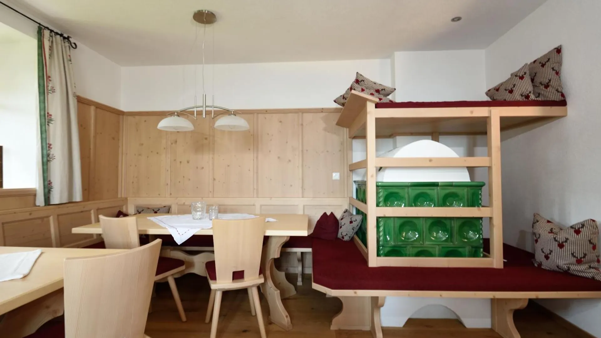 Nockhof Villa Mutters Farm stay